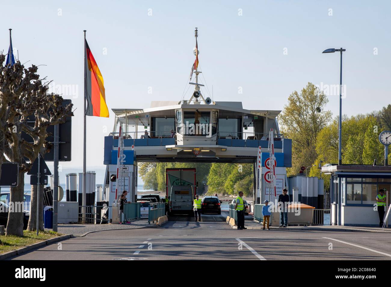Corona-Pandemie: Einbruch der Fahrgastzahlen im wichtigen Fährverkehr Konstanz-Meersburg. Meersburg, 22.04.2020 Stock Photo