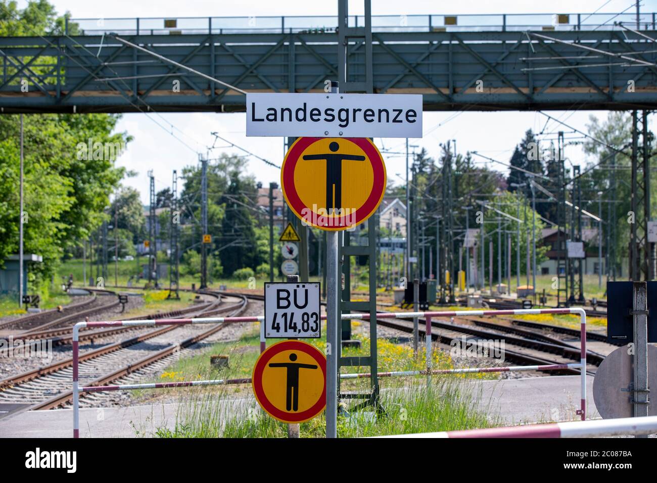 Wegen der Ausbreitung des Corona-Virus hatte die Schweiz und Deutschland ihre Grenzen geschlossen. Konstanz, 09.05.2020 Stock Photo