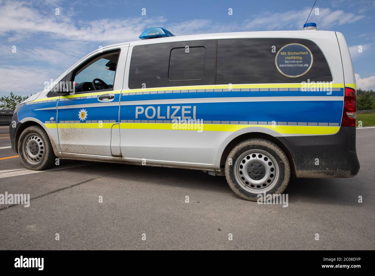 Kontrollen beim Grenzverkehr nach der Lockerung der Grenze Österreich - Deutschland. Lindau,16.05.2020 Stock Photo