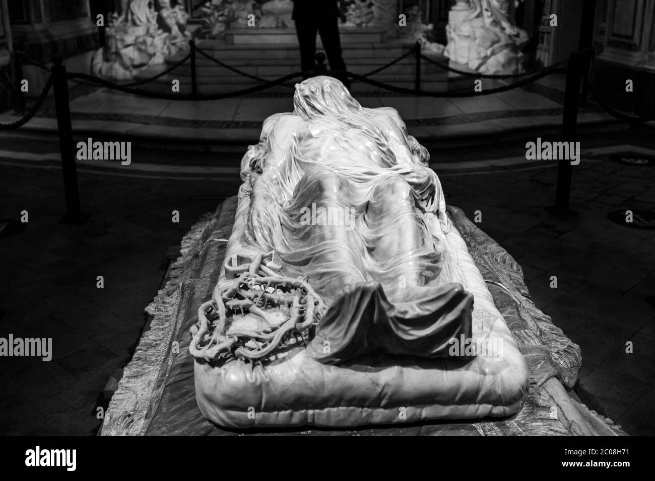 Napoli, CAMPANIA, ITALIA. 11th June, 2020. 06/11/2020 Naples, reopening of the Sansevero Chapel in the heart of Naples after closing to tourists for the Covid-19 pandemic Credit: Fabio Sasso/ZUMA Wire/Alamy Live News Stock Photo