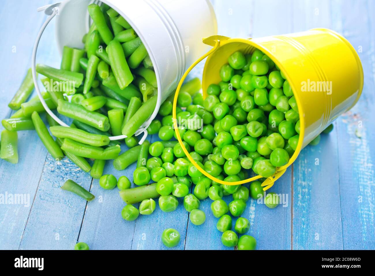 Green peas mound hires stock photography and images Alamy