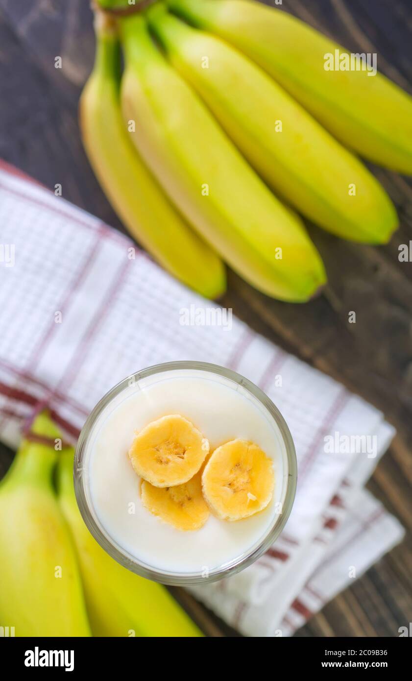 Banana yogurt pot hires stock photography and images Alamy