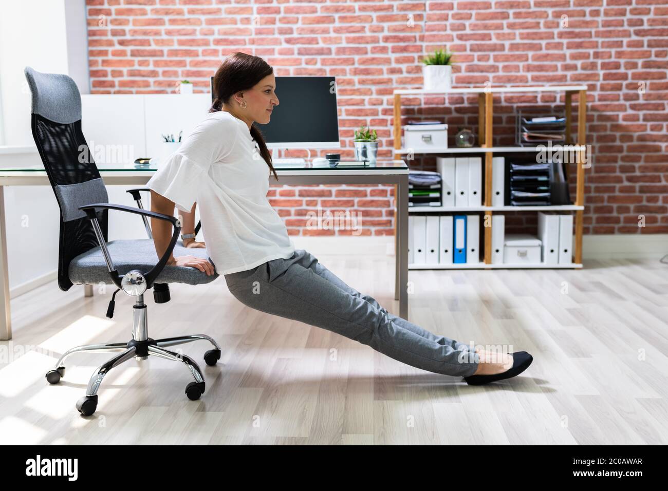 Chair Office Dip Exercise Triceps Dips At Desk Stock Photo Alamy