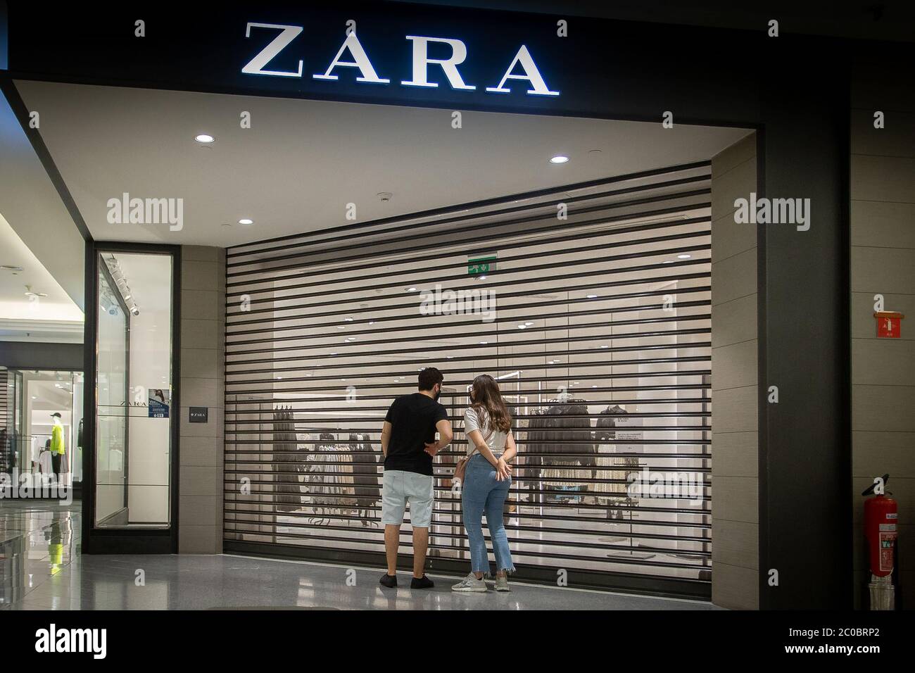 SÃO PAULO, SP - 11.06.2020: DONA DA ZARA ANUNCIA FECHAMENTO DE LOJAS - Dona  da Zara has a loss and announces the closing of more than a thousand stores  Inditex recorded a