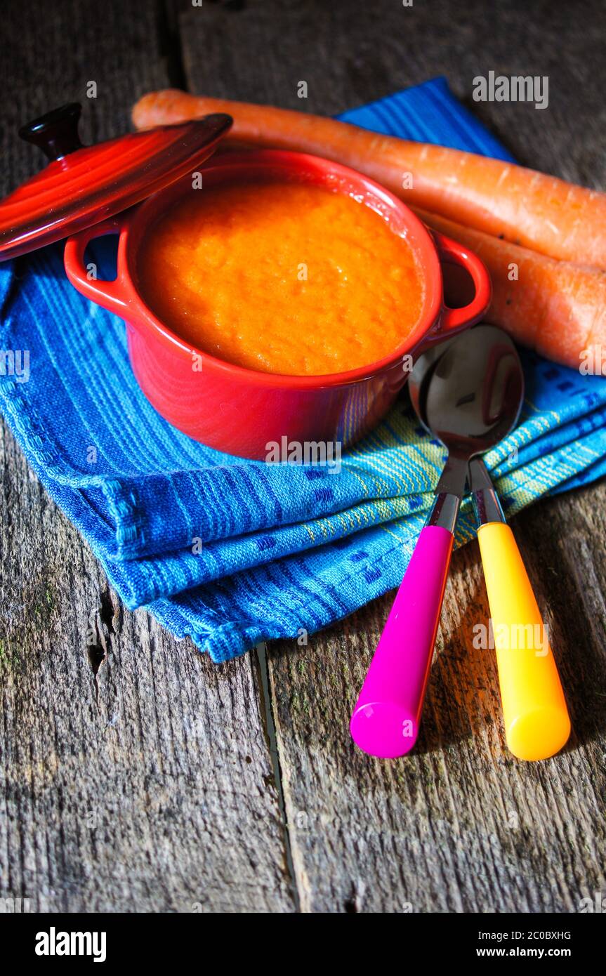 Healthy dinner, vegetable soup Stock Photo - Alamy