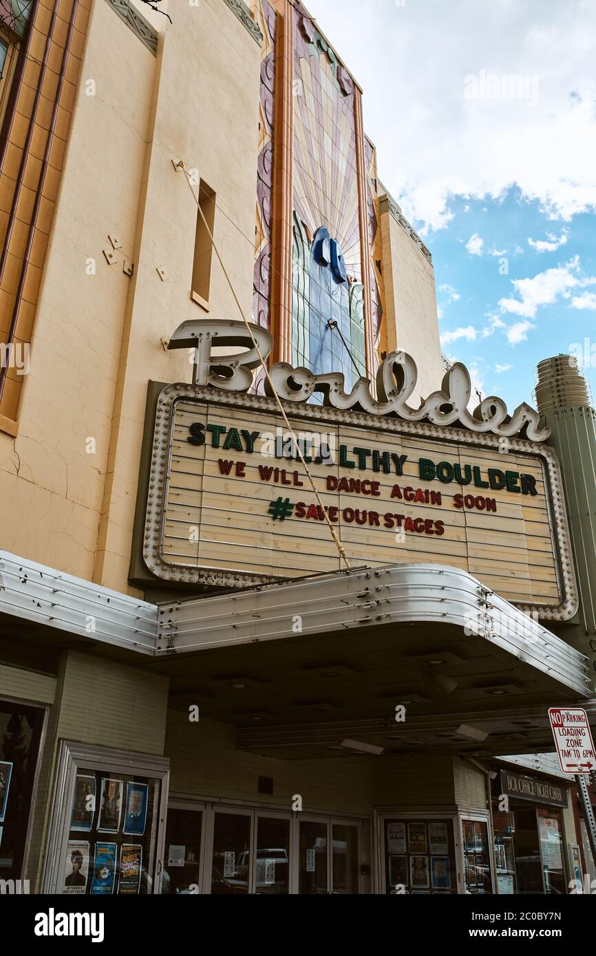 Movie theater marquee hires stock photography and images Alamy