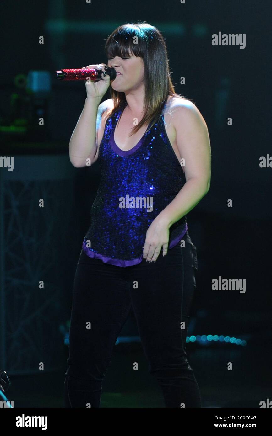 Kelly brianne clarkson born april 24 hires stock photography and
