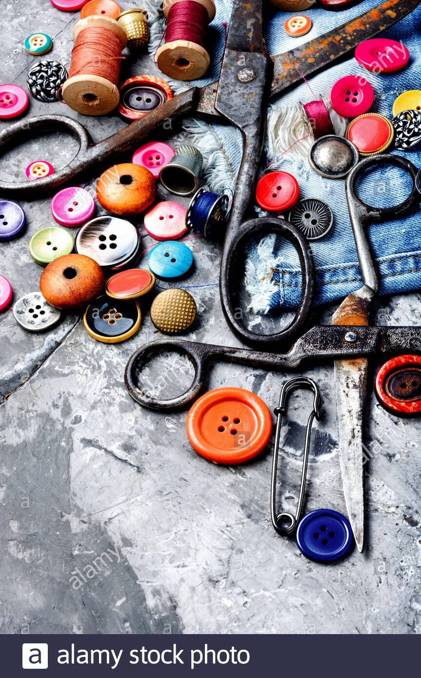 sewing accessories buttons