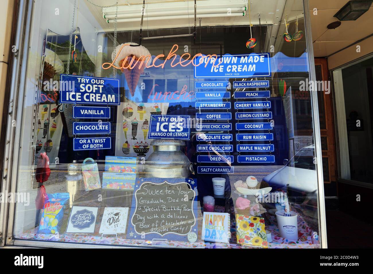Window of ice cream parlor Northport Long Island New York Stock Photo