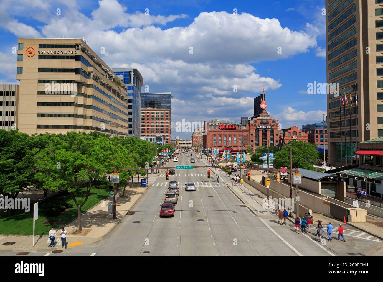 Pratt street power plant hi-res stock photography and images - Alamy