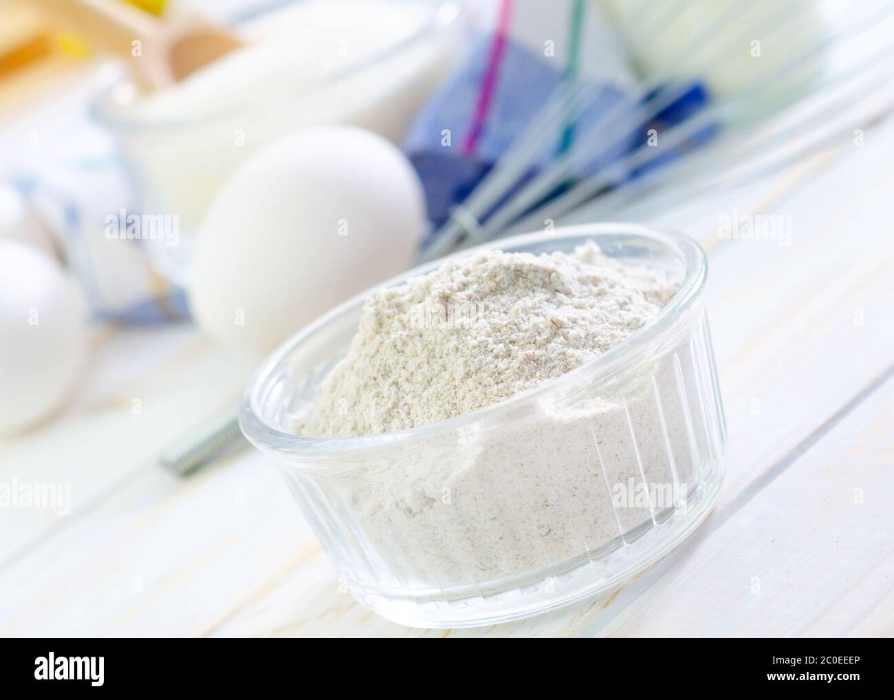 Baking tra hi-res stock photography and images - Alamy