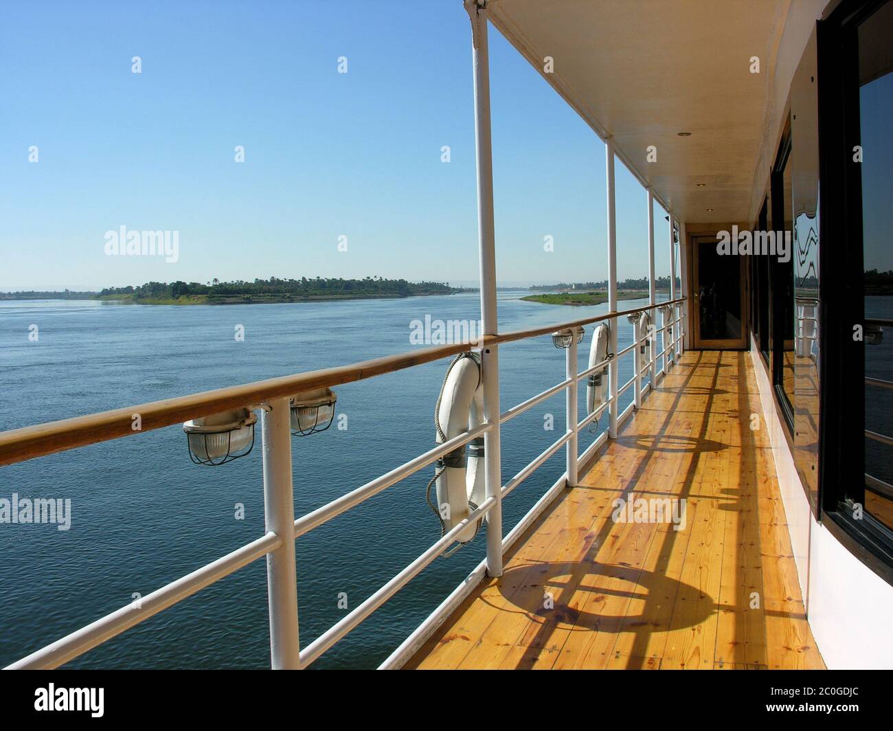 Cruise ship deck flow hi-res stock photography and images - Alamy