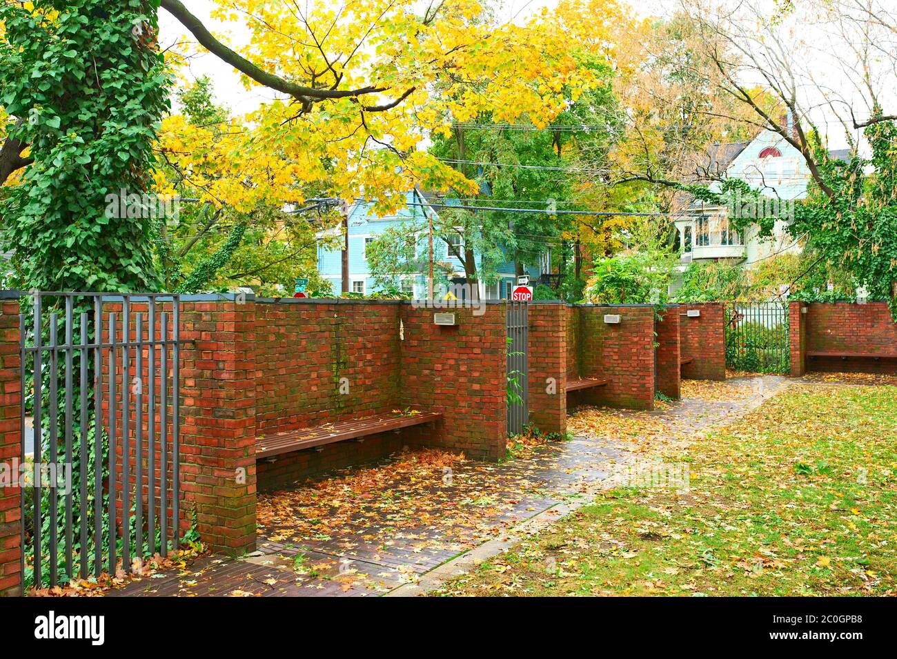 Street and yard at Cambridge Stock Photo Alamy