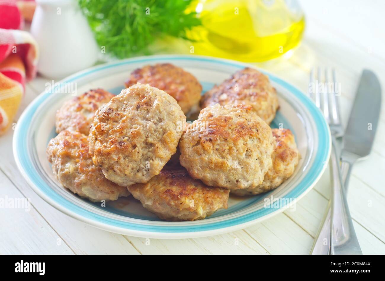 Школьные куриные котлеты. Котлеты в школьной столовой. Куриные котлеты как в школе. Столовские школьные котлеты. Котлеты столовские ссср.