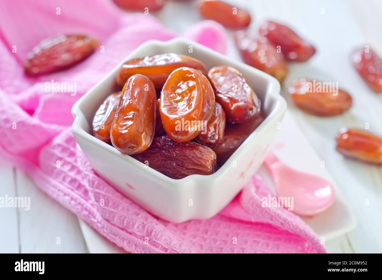 dates in bowl Stock Photo Alamy