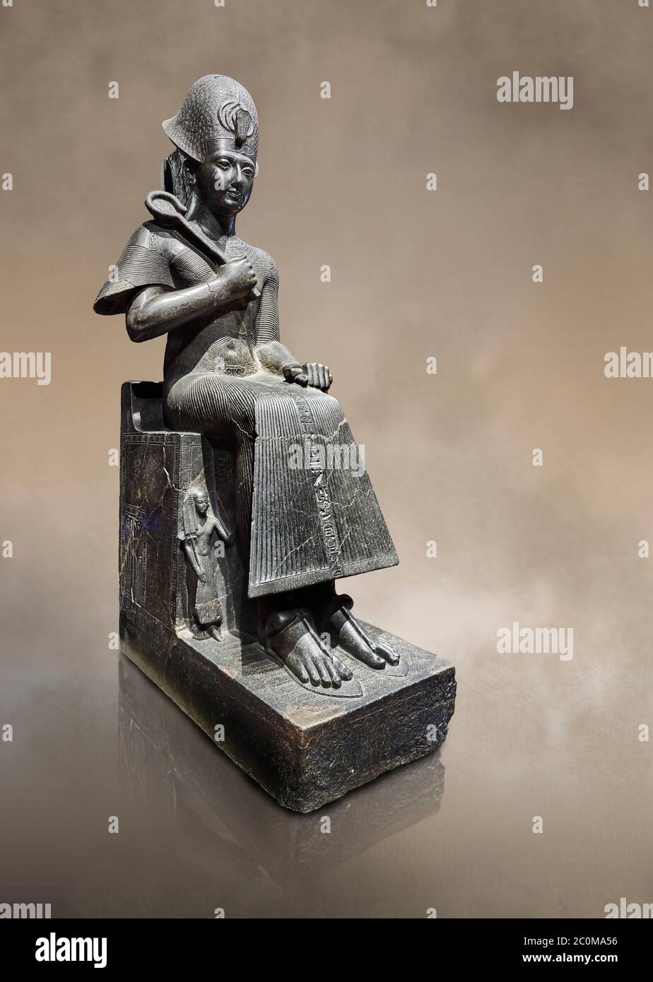 Ancient Egyptian statue of Ramesses II. granodiorite, New Kingdom, 19th  Dynasty, (1279-1213 BC), Karnak, Temple of Amon. Egyptian Museum, Turin.  Grey Stock Photo - Alamy