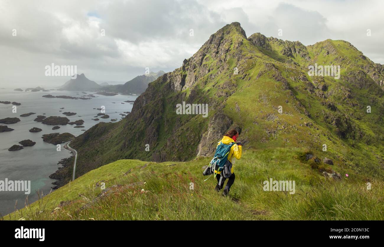 Ocean ridge circle hi-res stock photography and images - Alamy