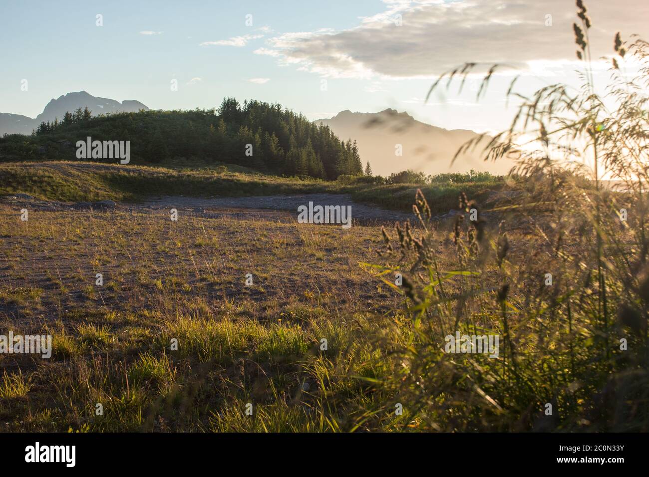 Midnight sun over lofoten islands hi res stock photography and images