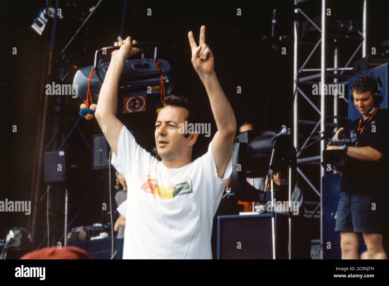 Joe strummer and the mescaleros hires stock photography and images Alamy Joe strummer and the mescaleros hires stock photography and images Alamy