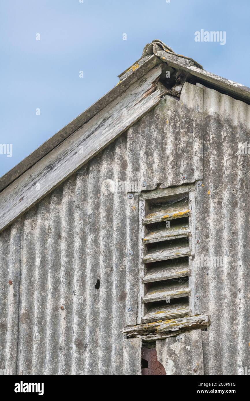 Farm outbuilding vent hires stock photography and images Alamy