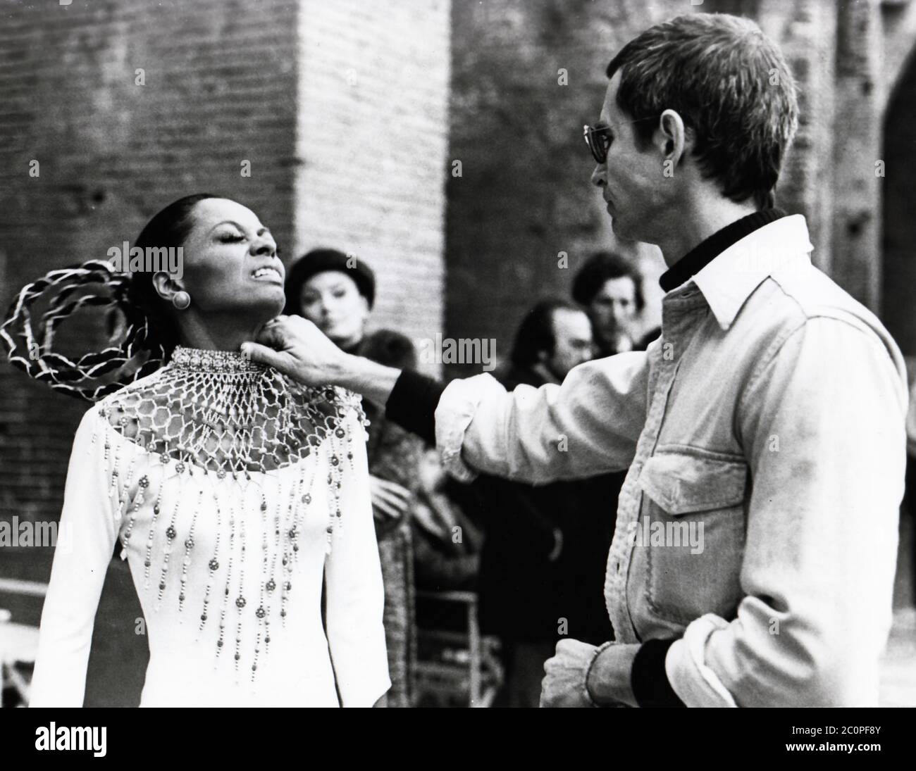 MAHOGANY (1975) 002 Stock Photo Alamy