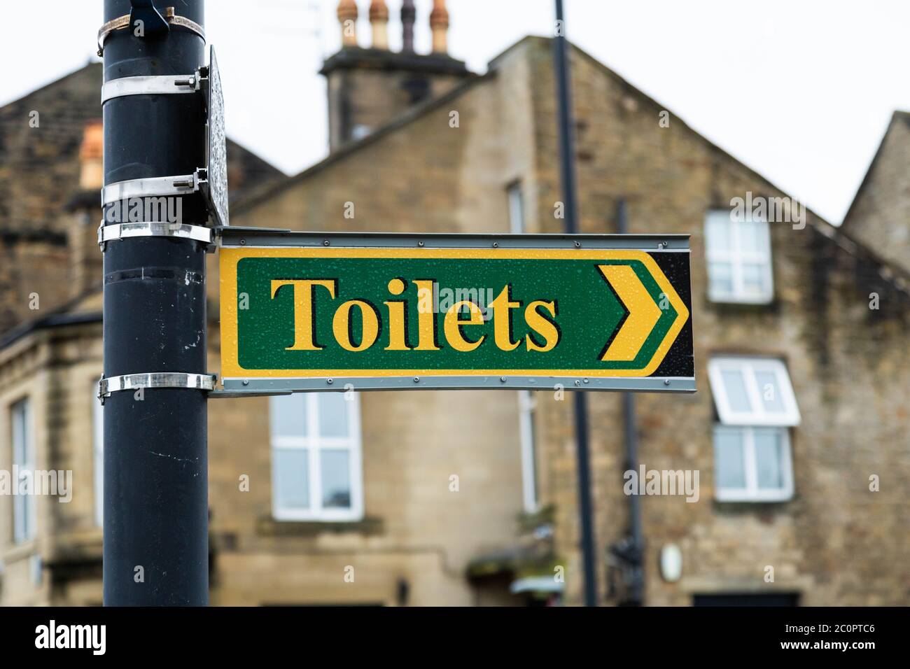 Direction of nearest toilets hires stock photography and images Alamy