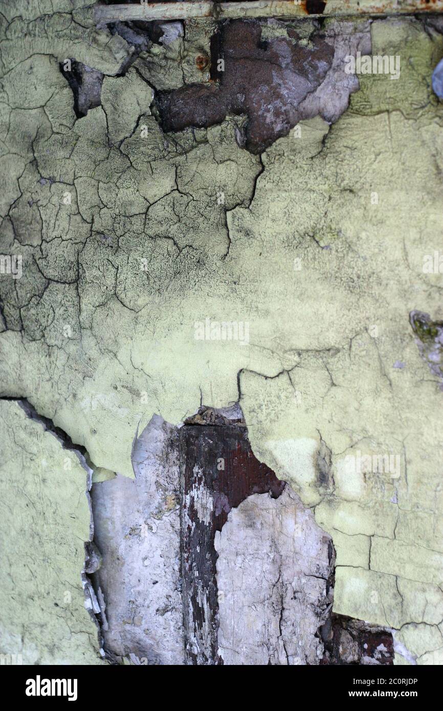 Old wall cracks holes hi-res stock photography and images - Alamy