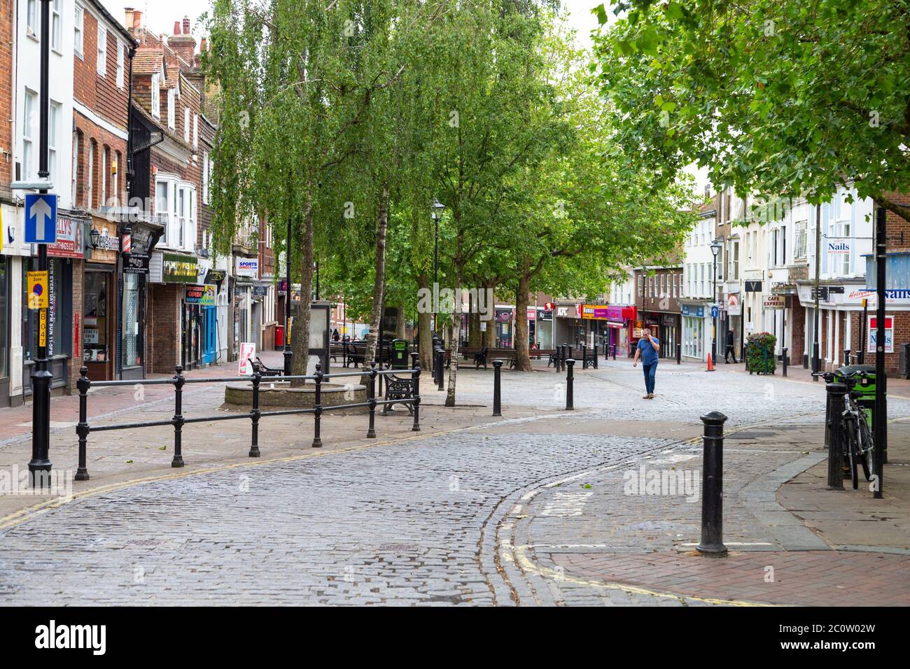 Ashford, Kent, UK. 12th Jun, 2020. With the impending opening of shops announced by the government from Monday, Ashford city centre appears to be deserted with empty streets and very few signs of businesses about to reopen. Photo Credit: Paul Lawrenson/Alamy Live News Stock Photo
