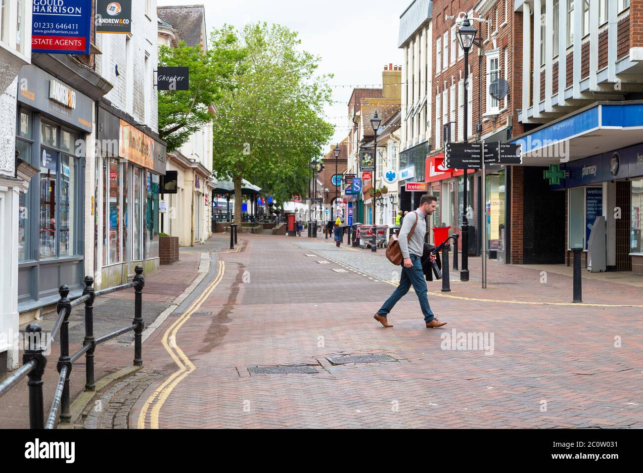 Ashford, Kent, UK. 12th Jun, 2020. With the impending opening of shops announced by the government from Monday, Ashford city centre appears to be deserted with very few signs of businesses about to reopen. Photo Credit: Paul Lawrenson/Alamy Live News Stock Photo