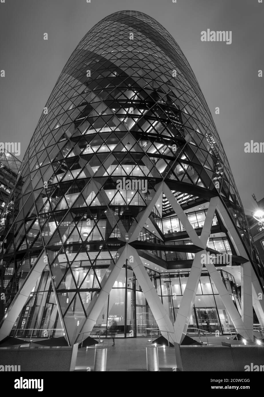 London Architecture in Black and White Stock Photo - Alamy