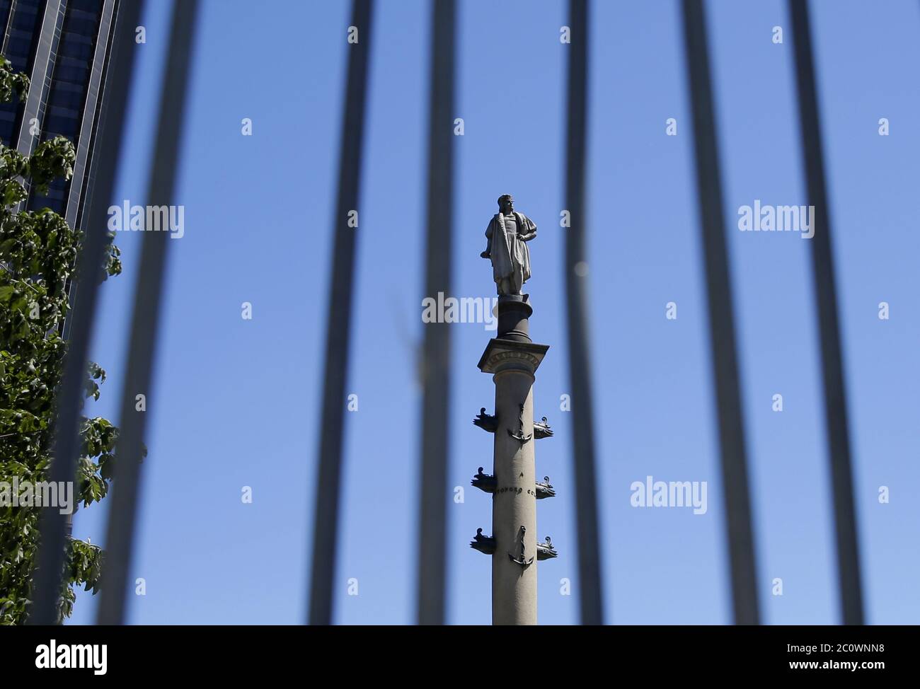 Vandalized Monuments High Resolution Stock Photography and Images Alamy