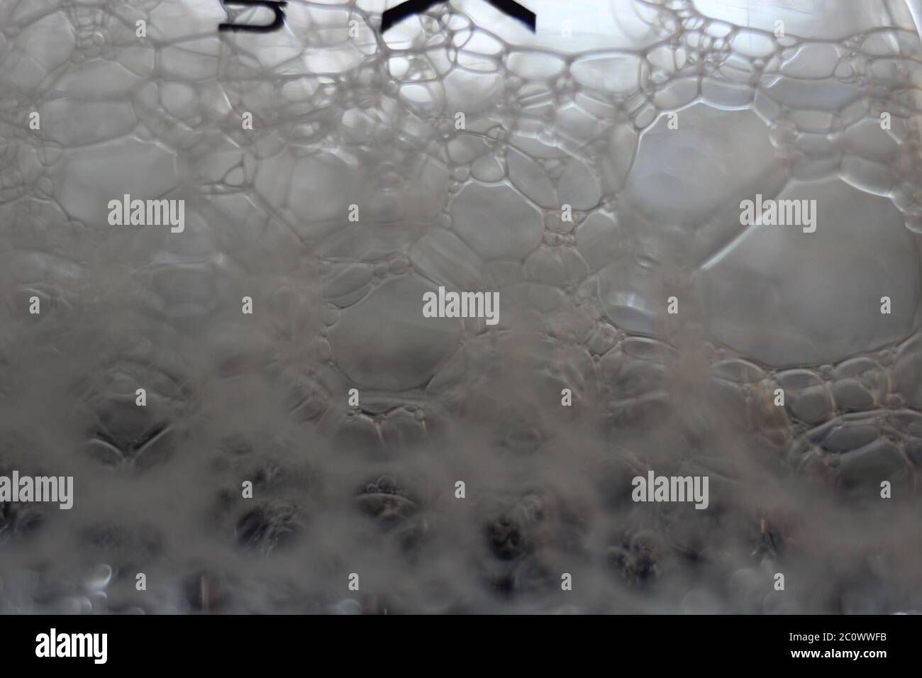 Bubbles fluid hi-res stock photography and images - Alamy