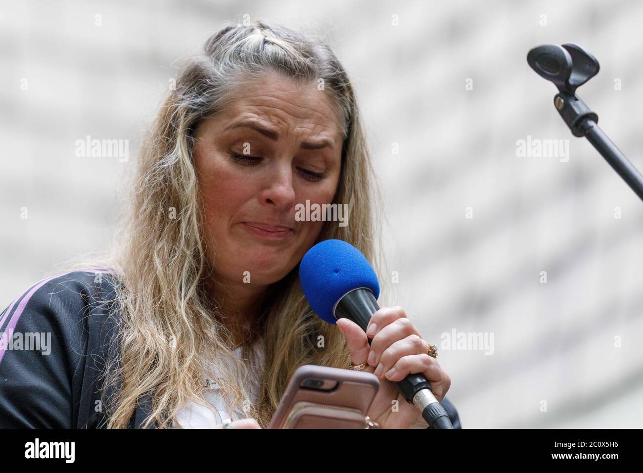 Portland, USA. 12th June, 2020. Michelle Washington, wife of Jason Washington, speaks, as hundreds of students and faculty protest the presence of an armed police force on the campus of Portland State University on June 12, 2020 in Portland, Oregon, near the anniversary of their fatal shooting of Jason Washington in 2018. (Photo by John Rudoff/Sipa USA) Credit: Sipa USA/Alamy Live News Stock Photo