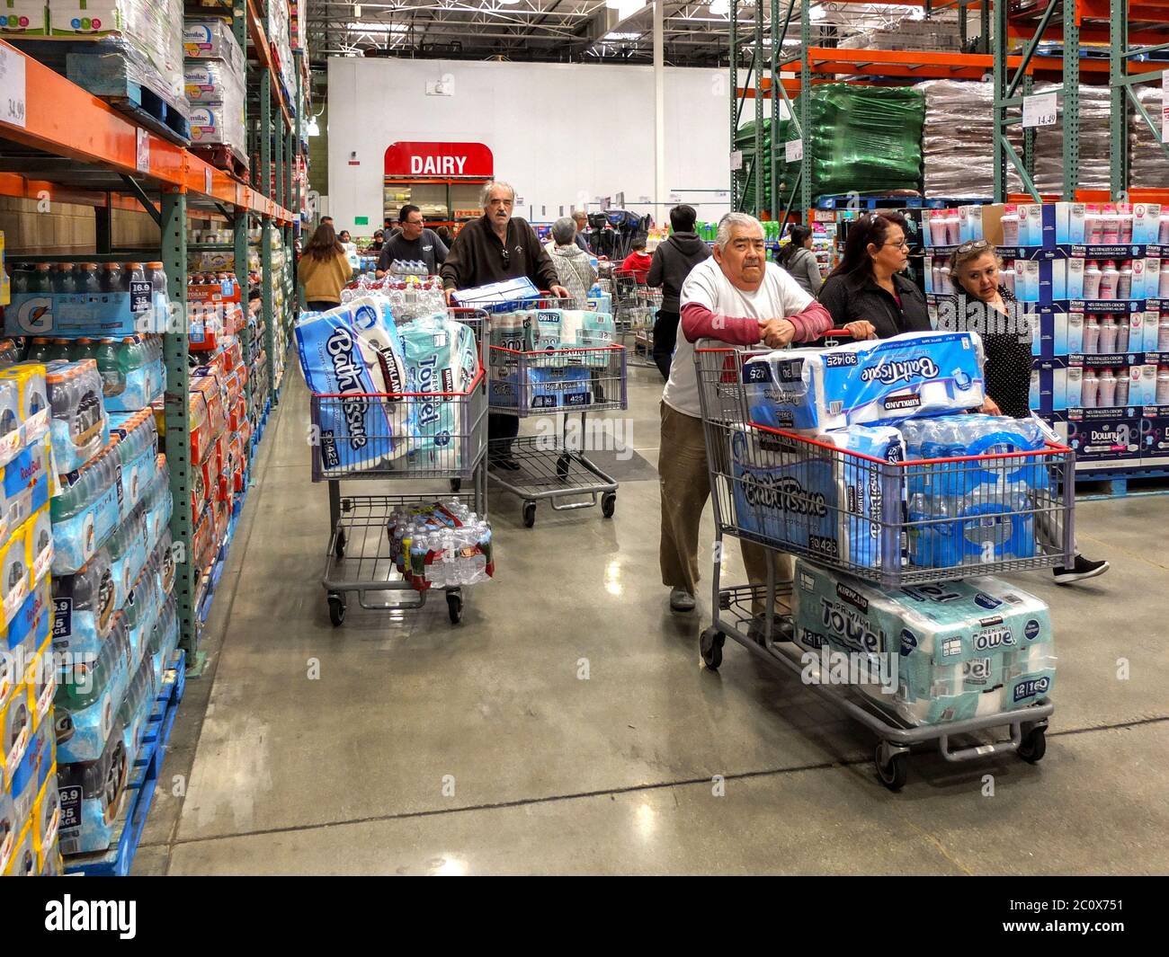 Costco shoppers toilet paper hires stock photography and images Alamy
