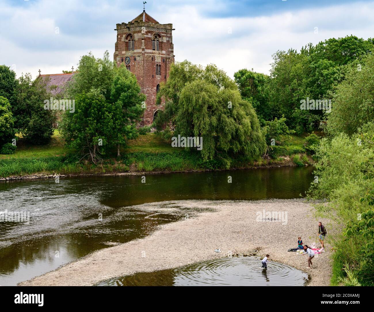 Summer on the banks of the river Severn in Shrewsbury, Shropshire Stock Photo