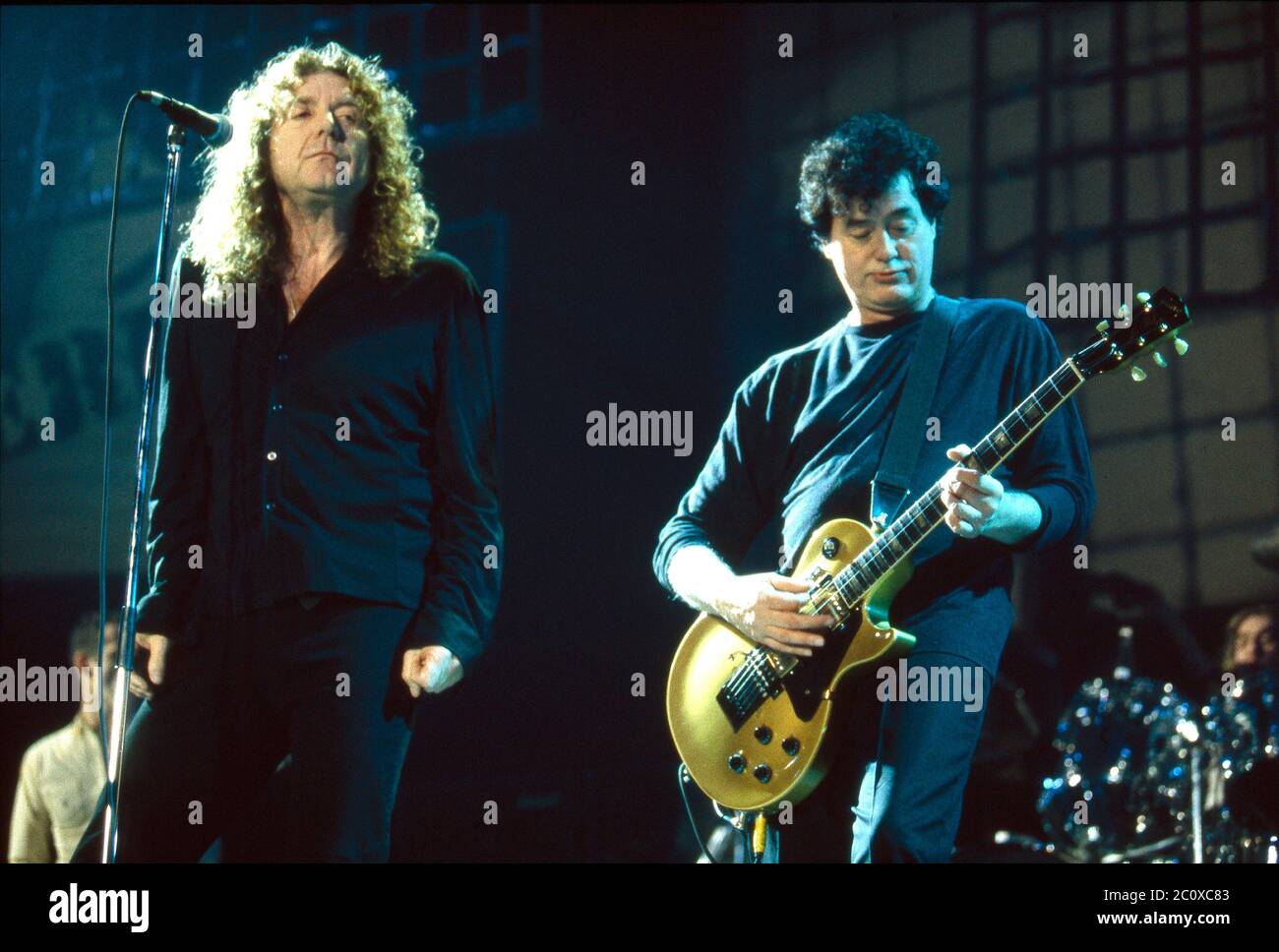 10DAYS／Jimmy Page Robert Plant Page & Plant: Jimmy Page and Robert Plant at Sanremo Festival