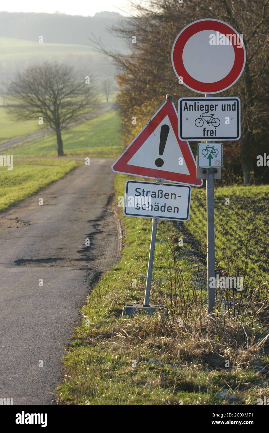 can you cycle on footpaths