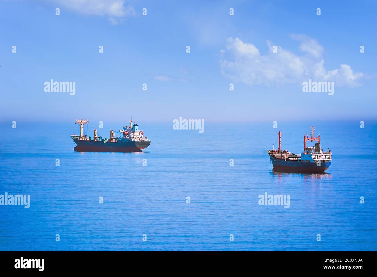 Cargo ships in black sea hi-res stock photography and images - Alamy
