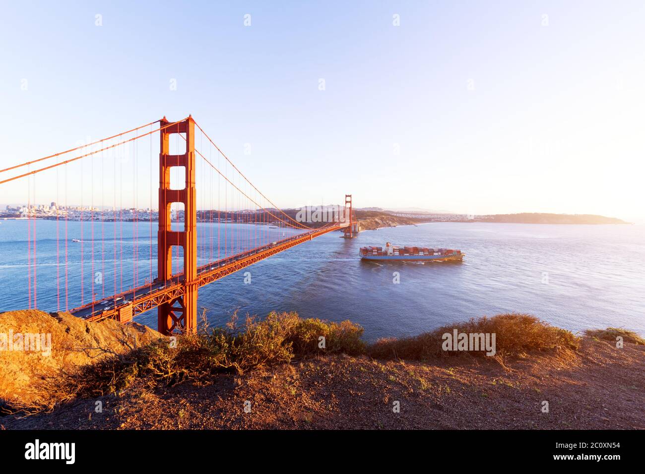 san francisco gold gate bridge in sunny day Stock Photo - Alamy