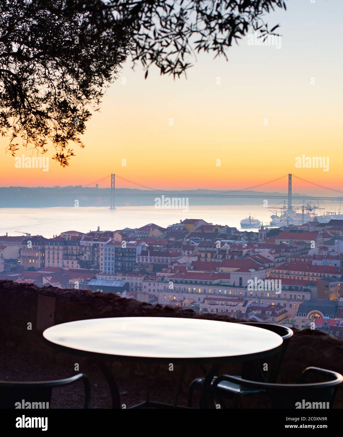 Lisbon travel romantic lifestyle hi res stock photography and images Lisbon travel romantic lifestyle hi res stock photography and images