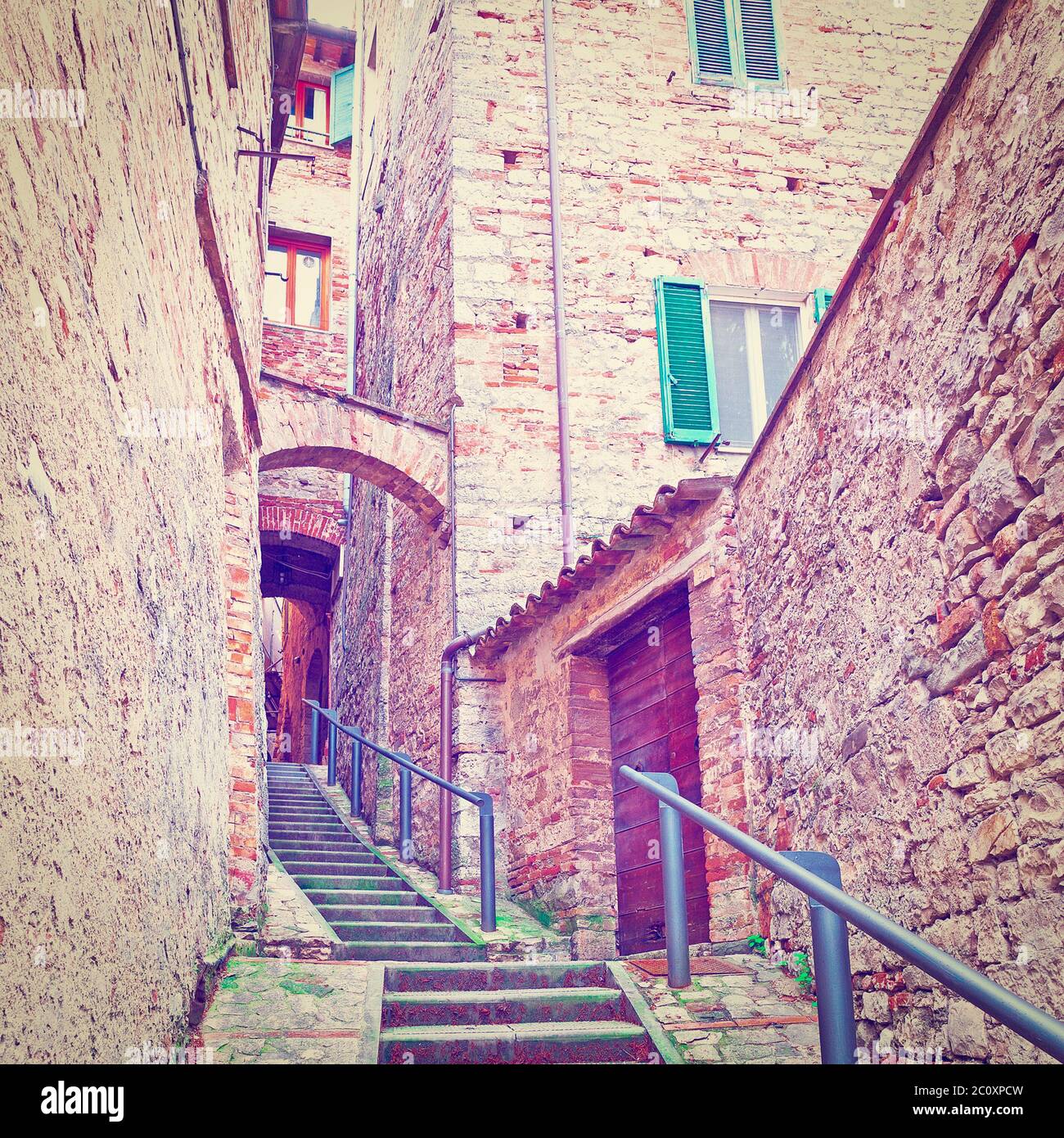 Narrow staircase railing hires stock photography and images Alamy