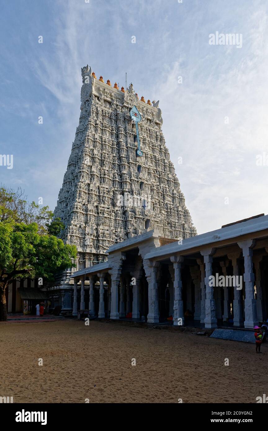 Gigaantic gopuram (Tower) of Thiruchendur Murugan temple Stock ...