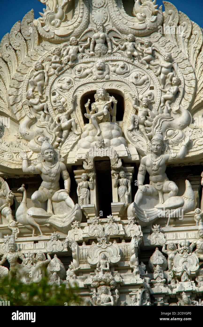 Gigantic sculpture of Kirtimukha of Thiruchendur Murugan temple ...