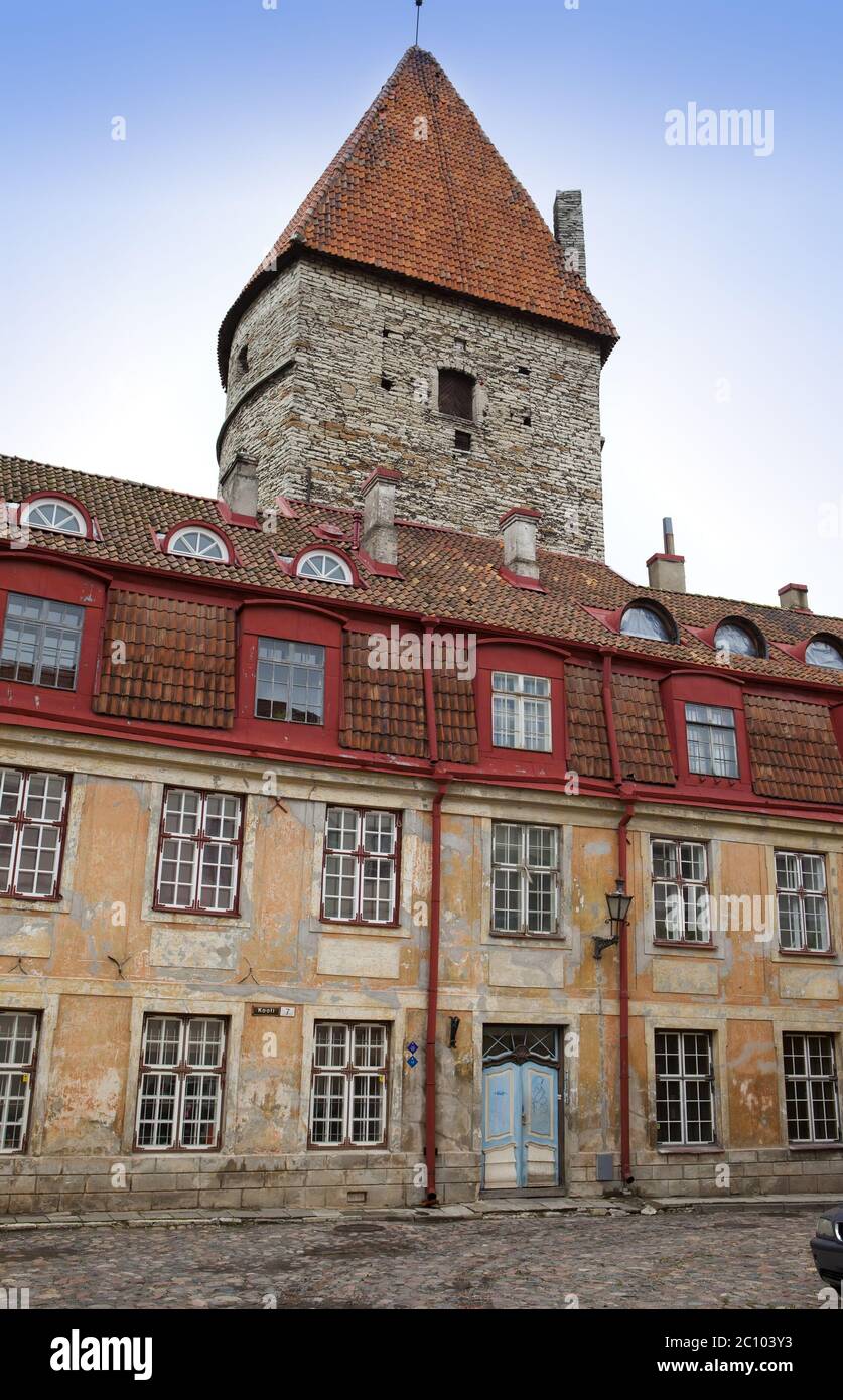Old stone fortification tower hi-res stock photography and images - Alamy