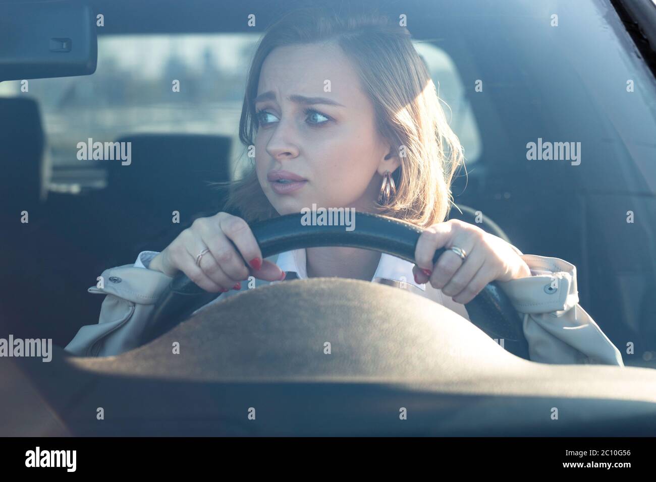 Car crash driver shocked hires stock photography and images Alamy