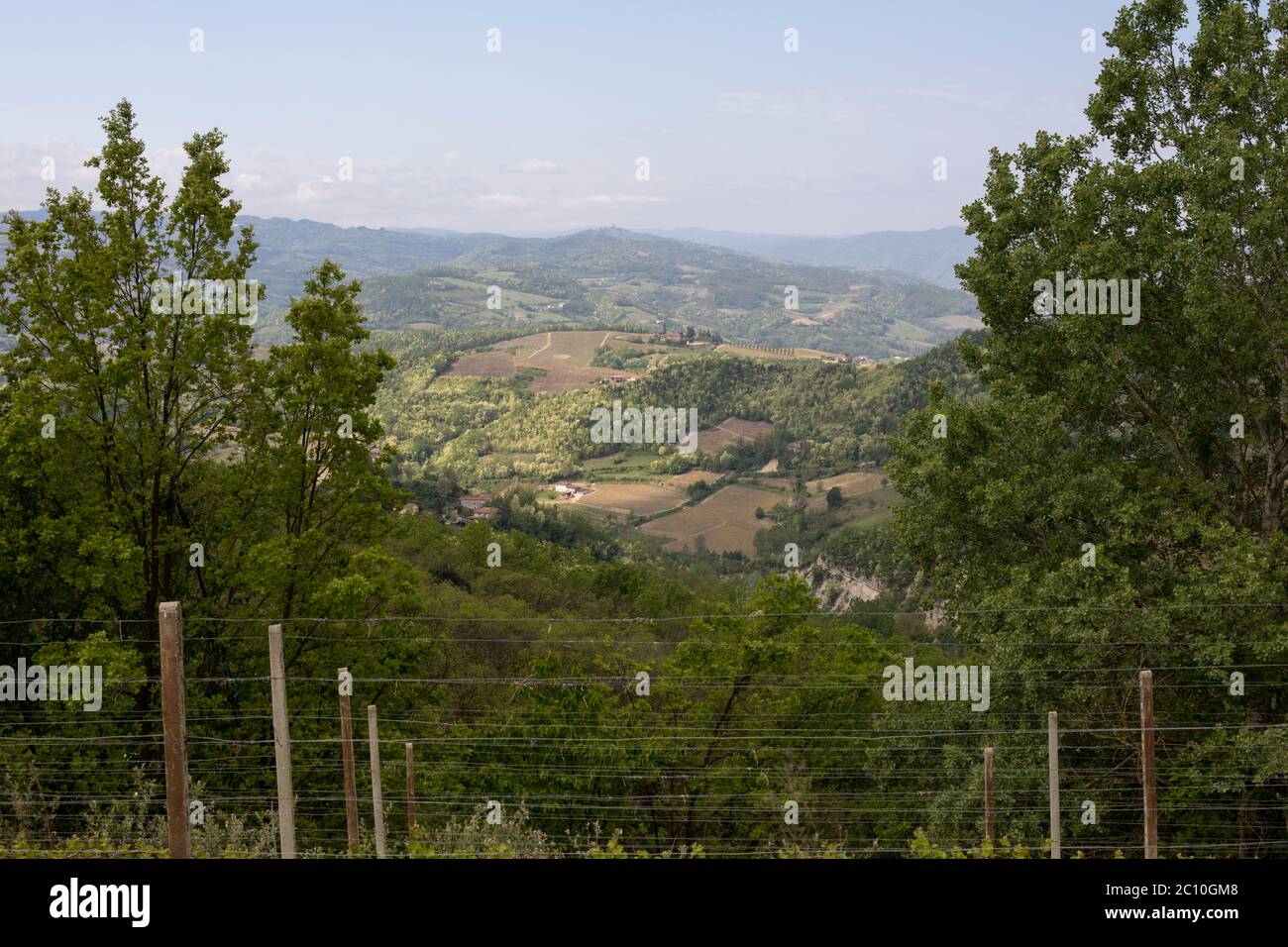 Scenic landscape near Sessame, Langhe, Piedmont, Italy Stock Photo