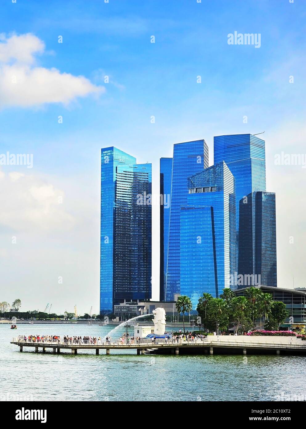 Famous singapore hi-res stock photography and images - Alamy