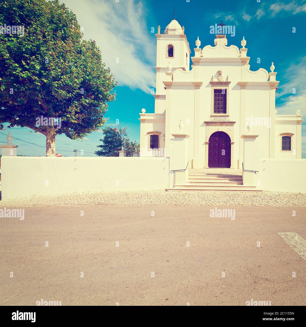 Albufeira church old town hi-res stock photography and images - Alamy