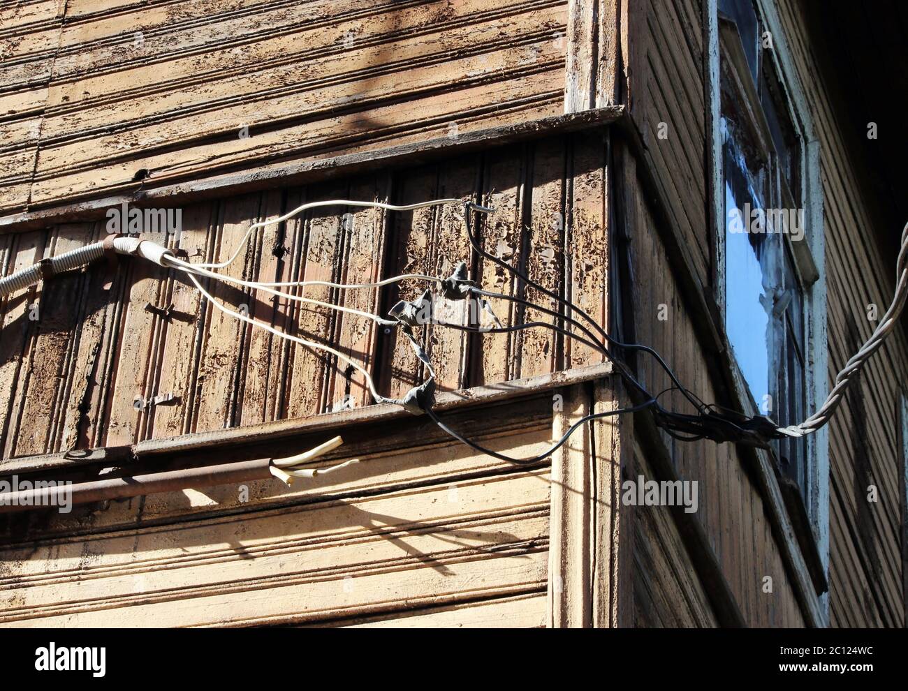 Old house electrical wiring hires stock photography and images Alamy