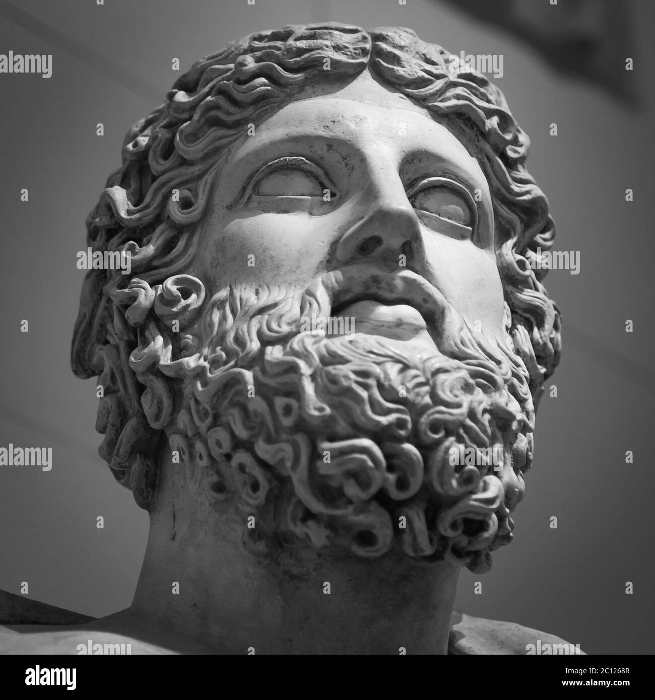 Head and shoulders detail of the ancient sculpture Stock Photo Alamy
